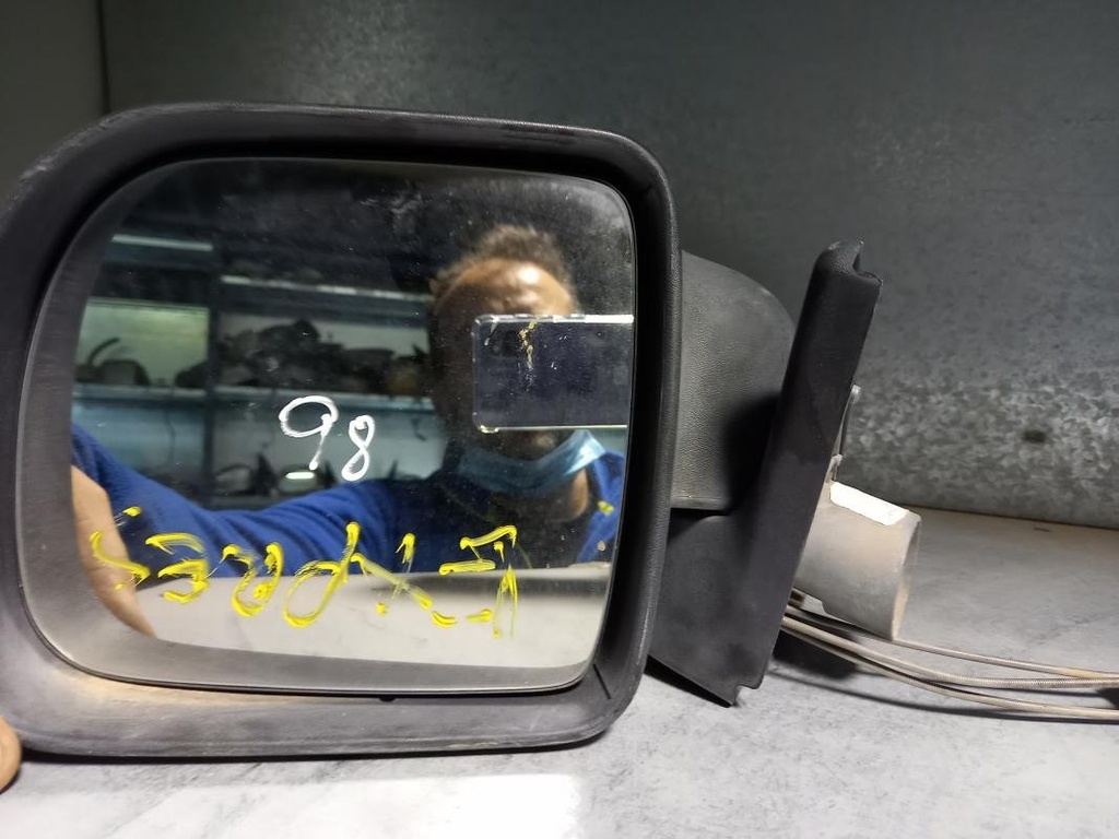 [10230943113112] Retrovisor izquierdo - Renault Express Furgón (F40_, G40_) (1.4 (F40U, F40V) (75 cv)) (1998)