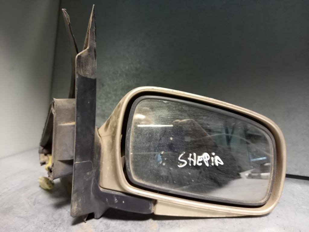 [10261122504095] Retrovisor derecho - Kia Sephia II (1.5 i 16V GL (88 cv)) (1999)