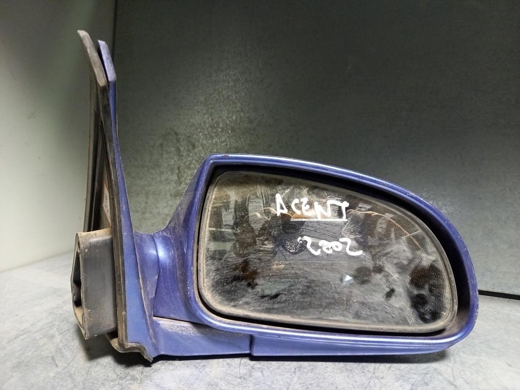 [10261658411739] Retrovisor derecho - Hyundai Accent II (1.5 i 16V GT (99 cv)) (2000)