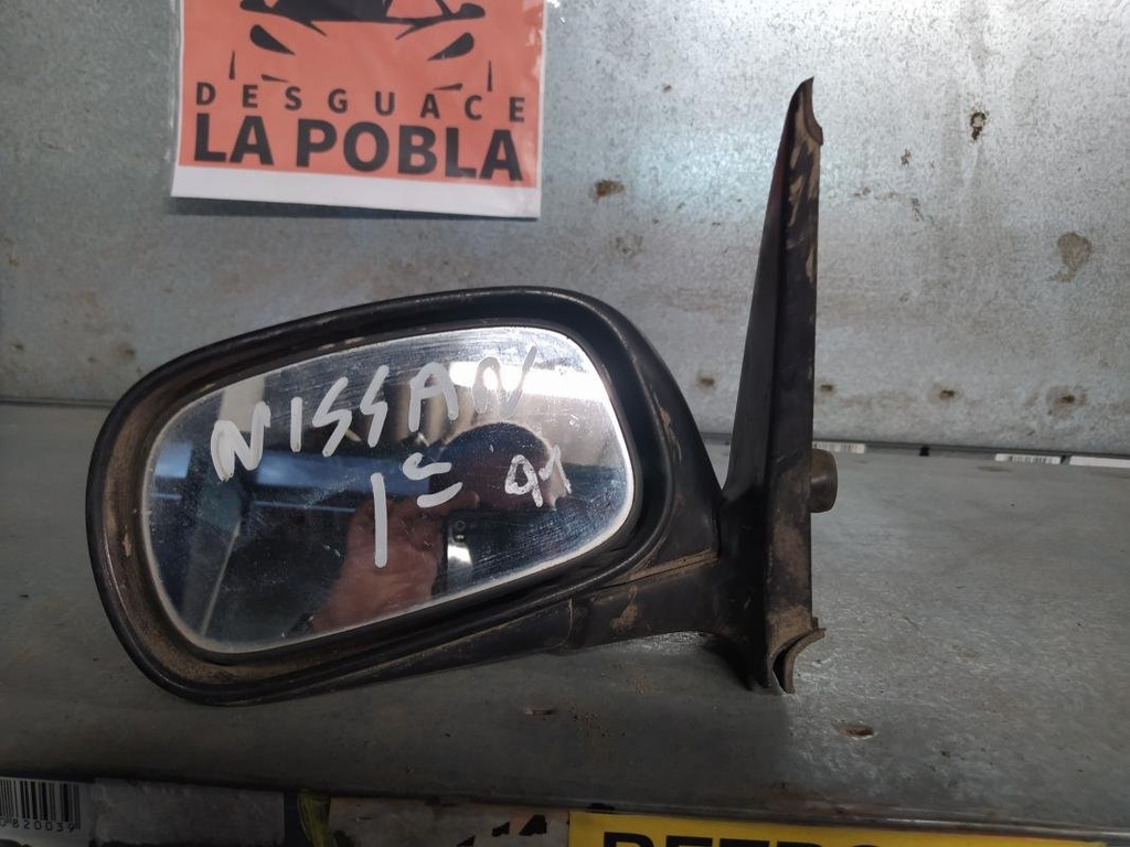 [11051057112875] Retrovisor izquierdo - Nissan Primera (P10) (2.0 16V 4x4 (115 cv)) (1991)