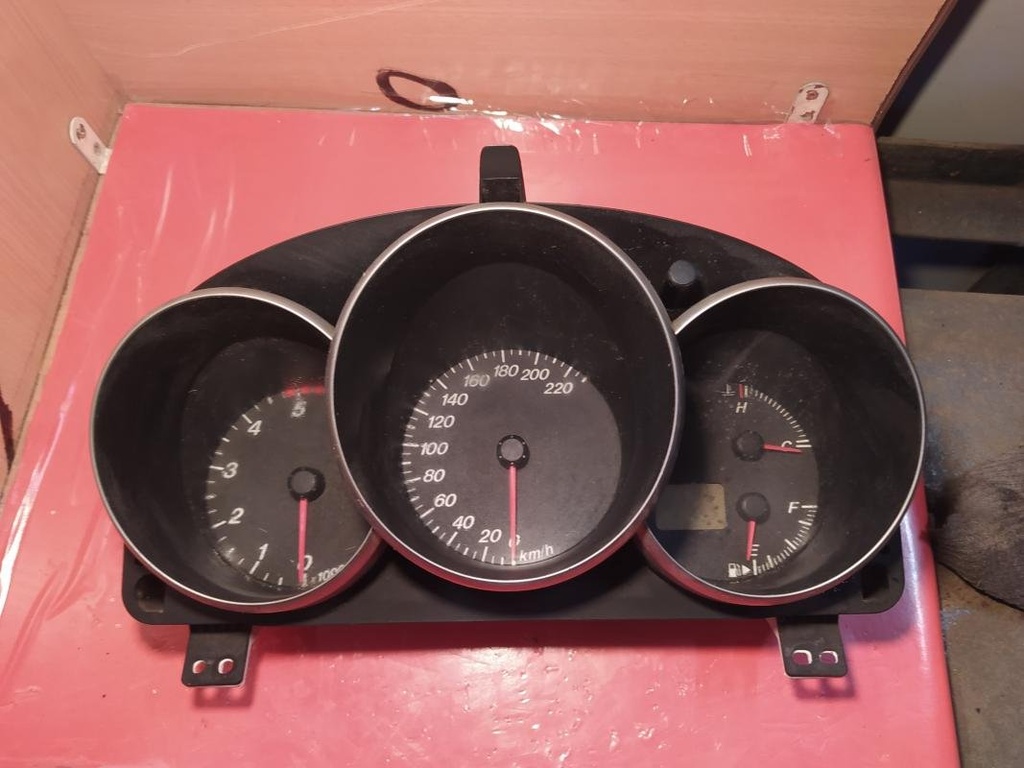 [12100805171652] Cuenta kilometros - Mazda 3 Hatchback (BK) (1.6 DI Turbo (109 cv)) (0000)