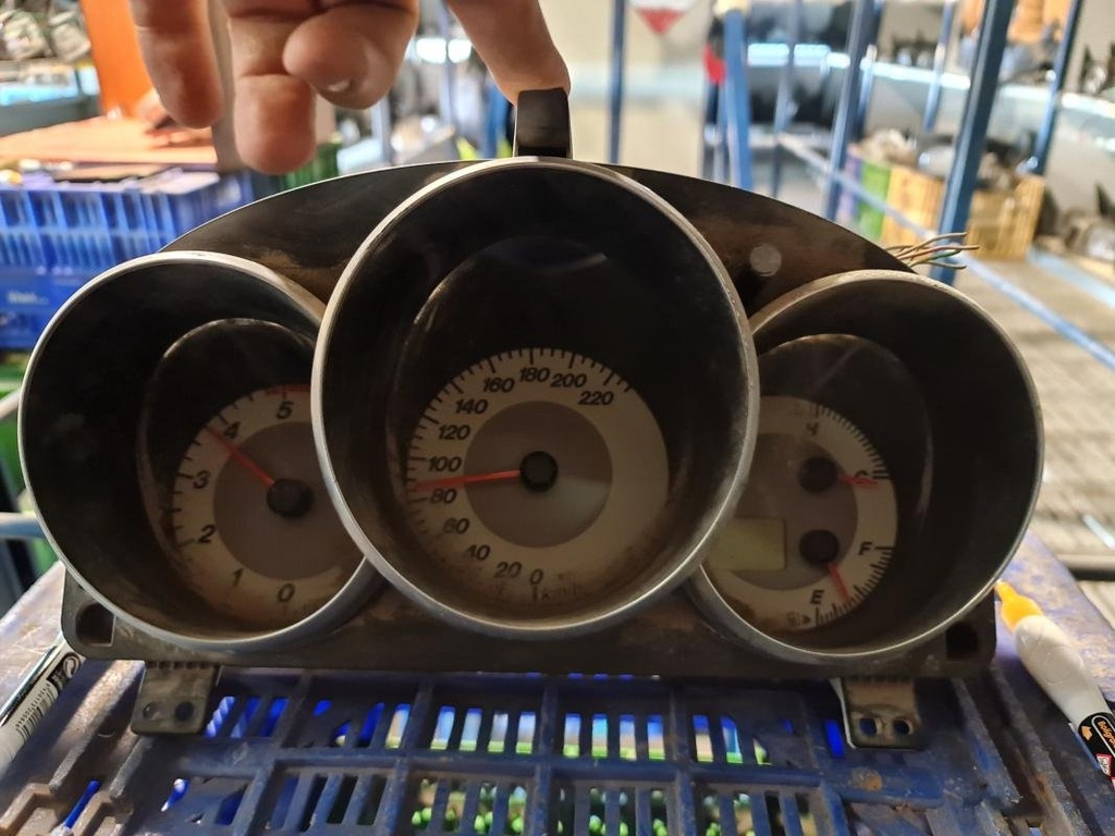 [12151042517936] Cuenta kilometros - Mazda 3 Hatchback (BK) (1.6 MZ-CD (110 cv)) (2007)