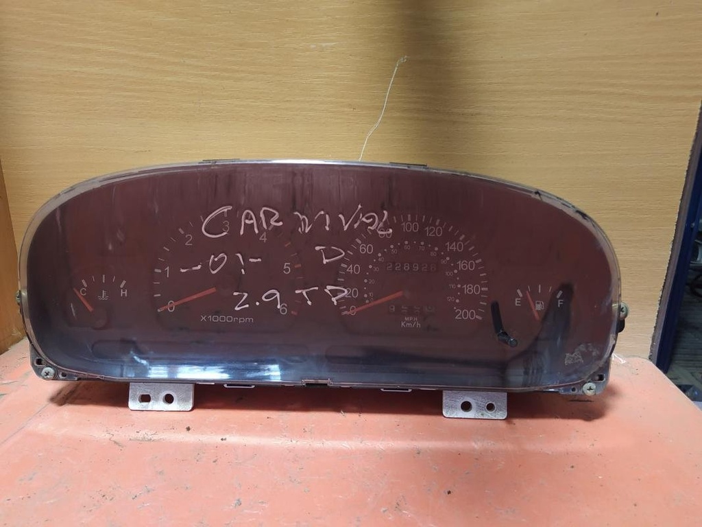 [12160934273686] Cuenta kilometros - Kia Carnival (UP) (2.9 TD (126 cv)) (2001)