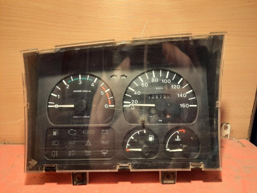 [12211549544881] Cuenta kilometros - Nissan Trade II Caja/Chasis (3.0 D (106 cv)) (0000)