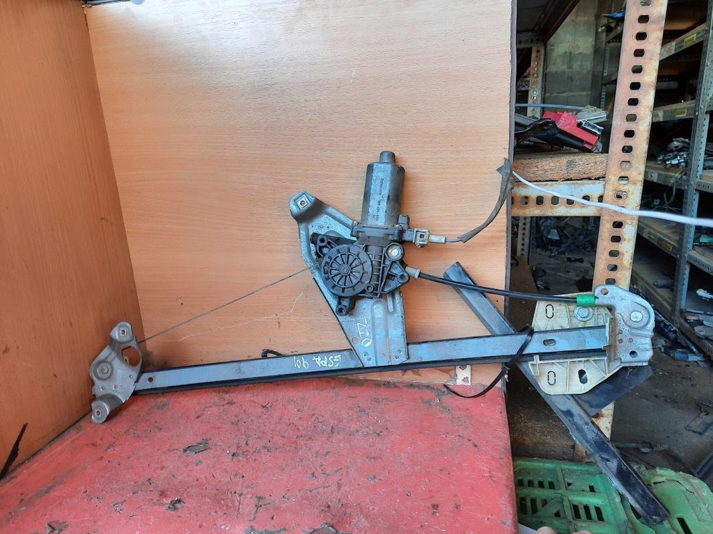 [01041348242480] Elevalunas delantero izquierdo - Renault Espace III (JE) (2.0 (114 cv)) (1999)