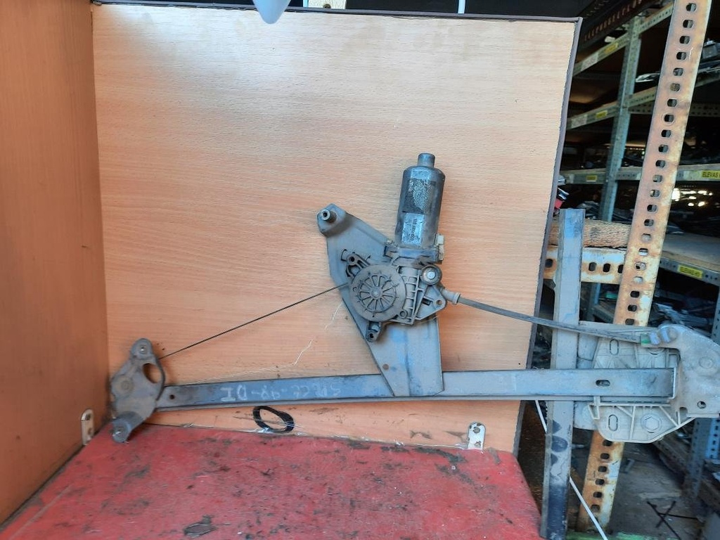 [01041357231494] Elevalunas delantero izquierdo - Renault Espace III (JE) (2.0 (114 cv)) (1998)