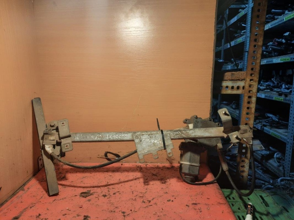 [01071815341544] Elevalunas delantero derecho - Volvo 460 L (464) (1.7 (90 cv)) (0000)