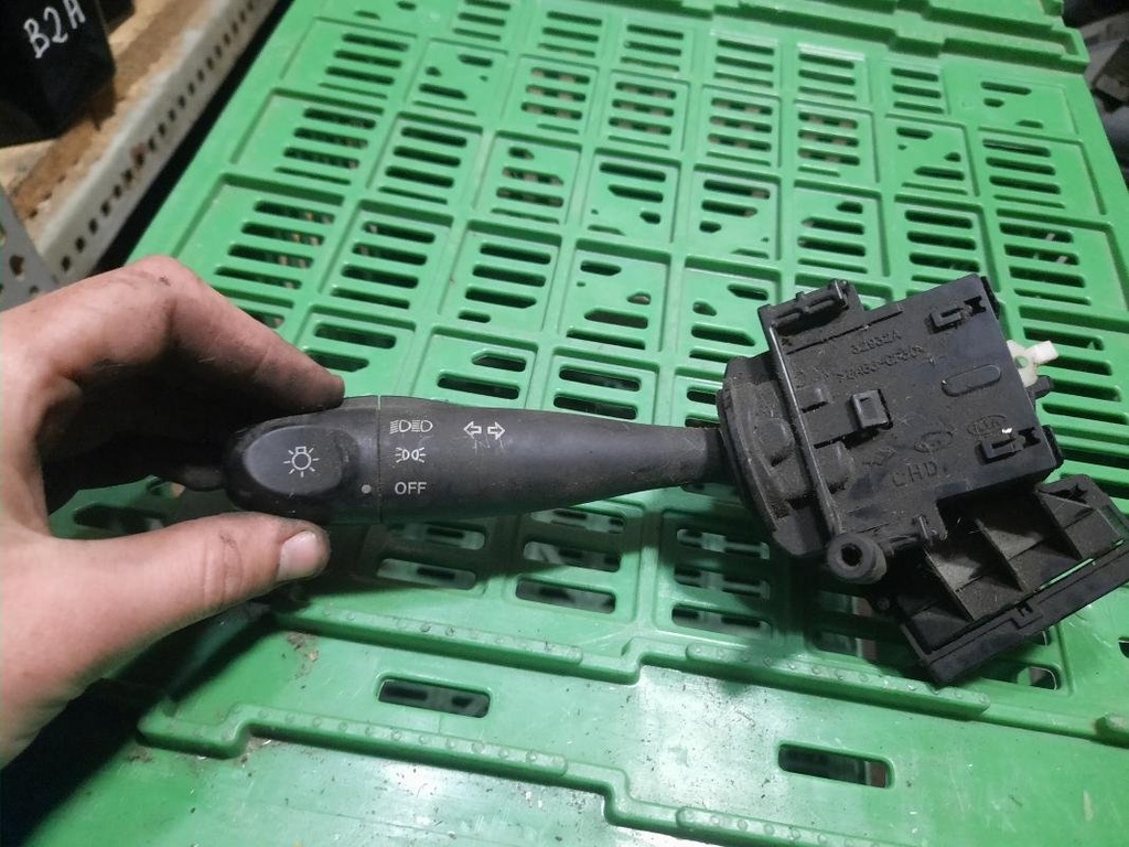 [02181819141946] Mando luces - Kia Picanto (1.0 i 12V (60 cv)) (0000)