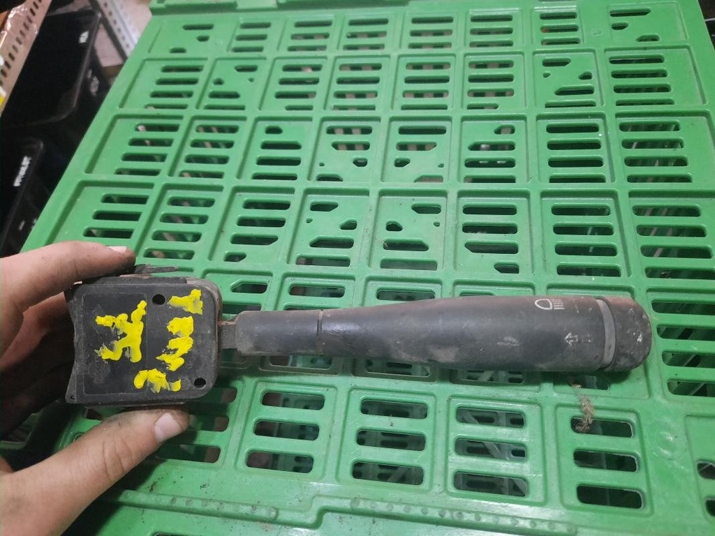 [02231324263264] Mando luces - Nissan Trade Furgón (2.0 D (60 cv)) (0000)