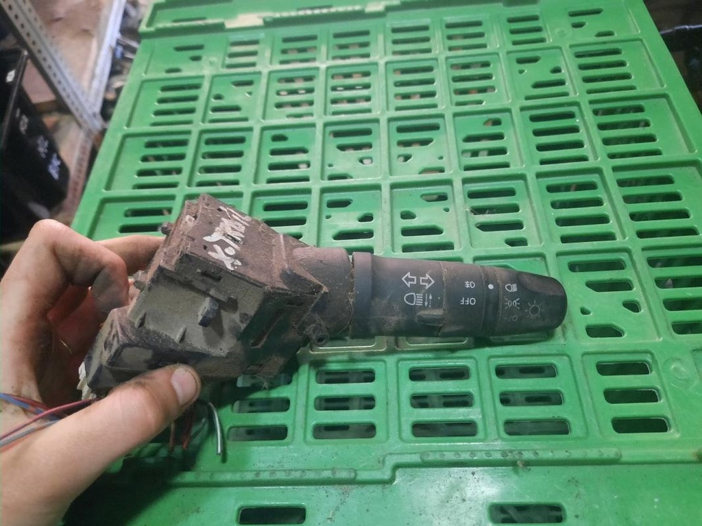 [02231620487036] Mando luces - Nissan X-Trail I (T30) (2.0 (140 cv) 4x4) (0000)