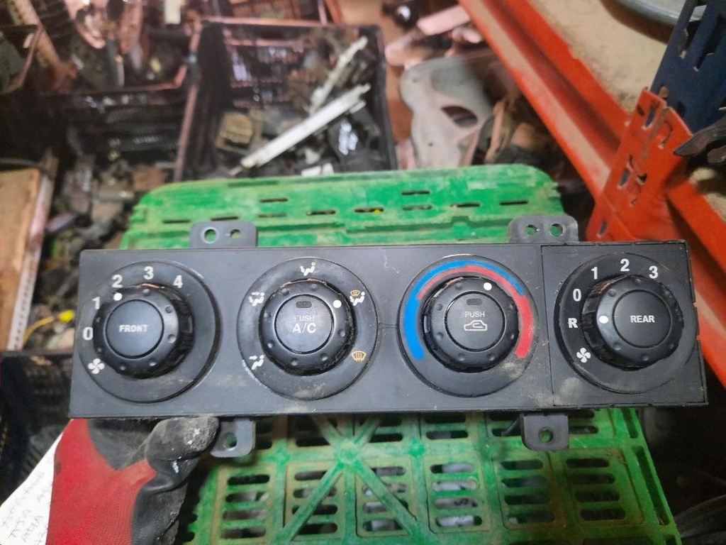 [03021150289381] Mando calefaccion / A/A - Kia Carnival II (2.5i V6 24V (150 cv)) (2008)