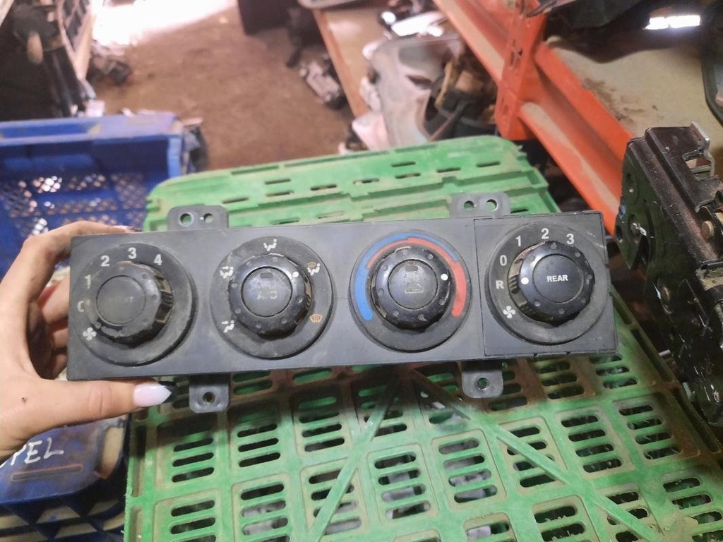 [03041349195434] Mando calefaccion / A/A - Kia Carnival (UP) (2.5i V6 24V (165 cv)) (2001)