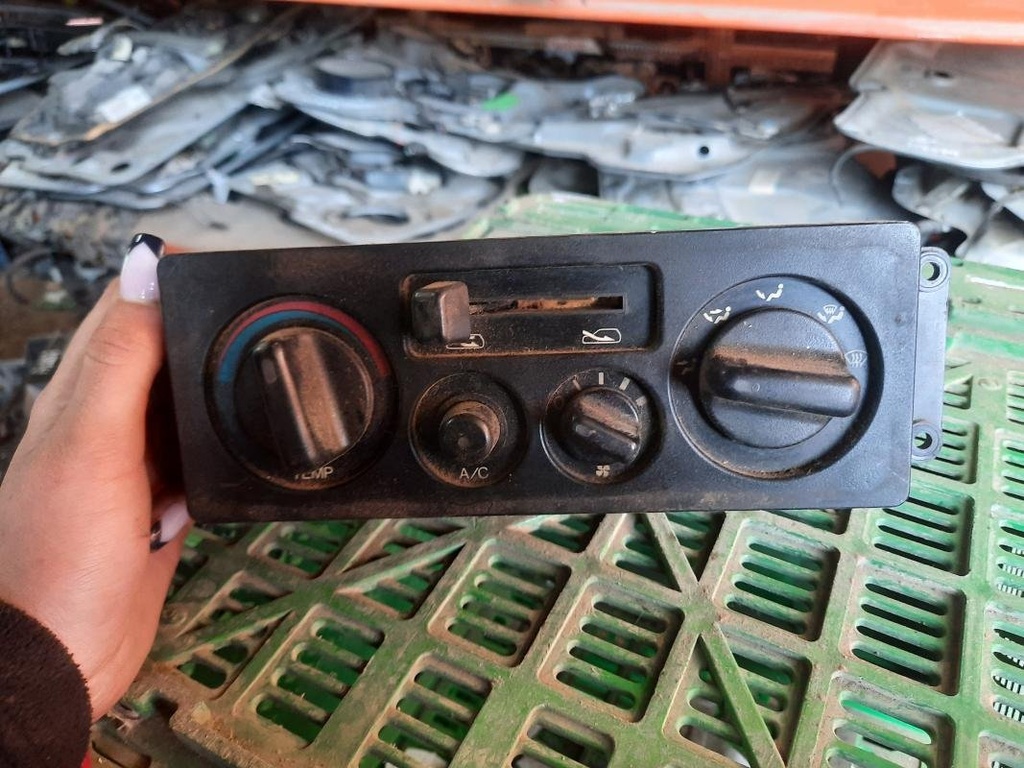 [03051610142766] Mando calefaccion / A/A - Opel Monterey B (LTD 3.0 DTI (159 cv) 4x4) (0000)