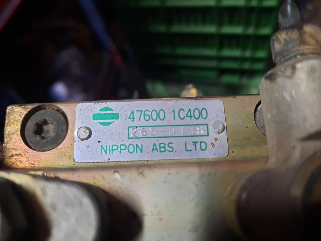 [05181217278556] Centralita abs - Nissan Serena (C23M) (2.0 16V (126 cv)) (0000)