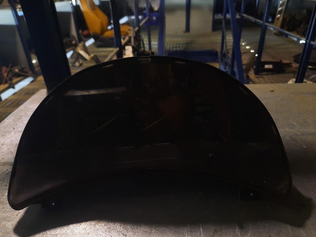 [05211032492795] Cuenta kilometros - Opel Combo Tour B (1.7 D (75 cv)) (1999)