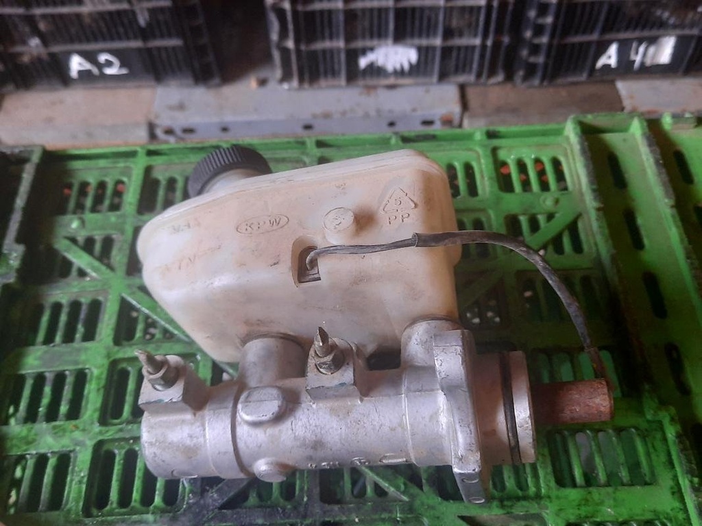 [07221023435305] Bomba de freno - Kia Carnival II (2.5i V6 24V (150 cv)) (0000)