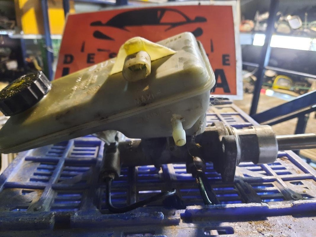 [01171244308223] Bomba de freno - Opel Vivaro A Tour (1.9 DI (120 cv)) (0000)