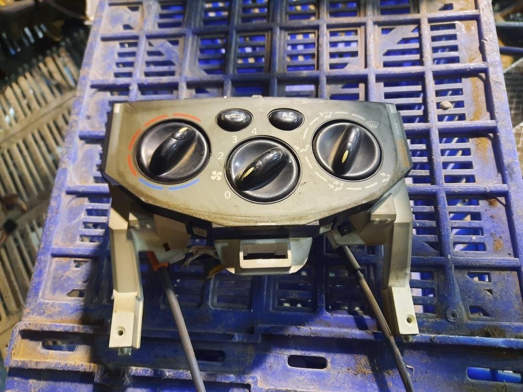 [01180928484305] Mando calefaccion / A/A - Opel Vivaro A Tour (1.9 DI (120 cv)) (0000)