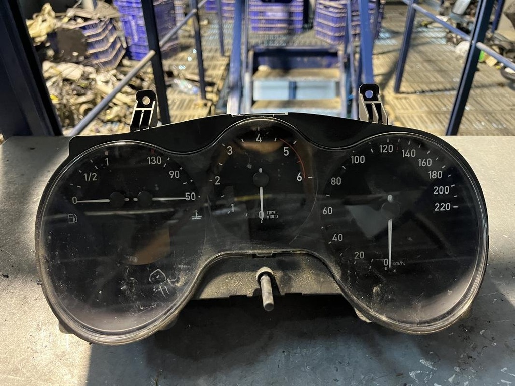 [05251342016683] Cuenta kilometros - Seat Altea XL (1.6 TDI CR (105 cv) DPF) (0000)