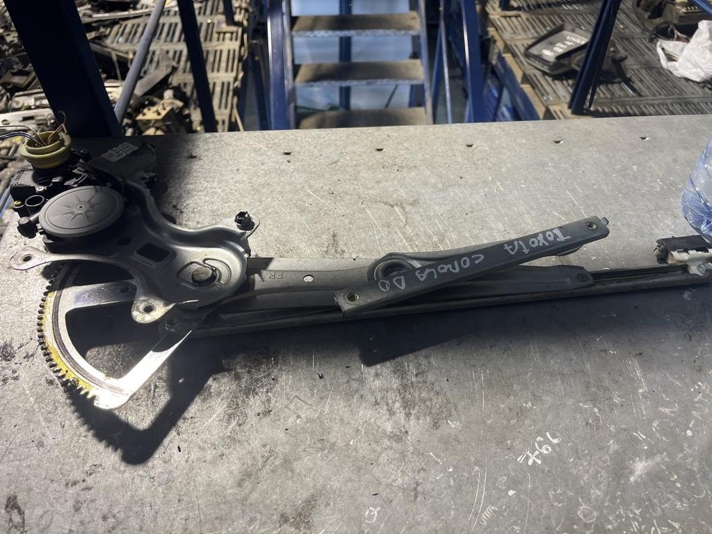 [06291737421622] Elevalunas delantero derecho - Toyota COROLLA (1.8 VVTL-i TS (218 CV)) (2005)