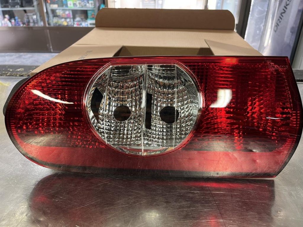 [09141001139397] Piloto trasero izquierdo - Renault Master II Caja/Chasis (ED/HD/UD) (2.5 dCi (146 cv)) (2004)