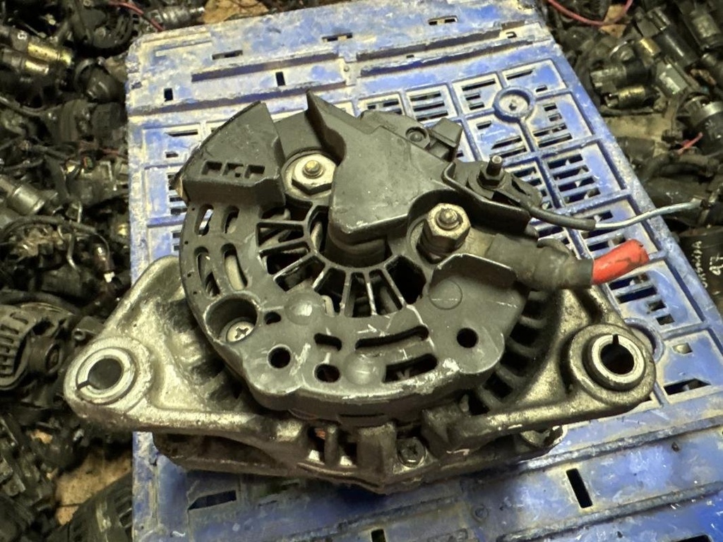 [02011020587695] Alternador - Opel Zafira A (Versión 2003) (2.0 16V DTI (101 cv)) (0000)