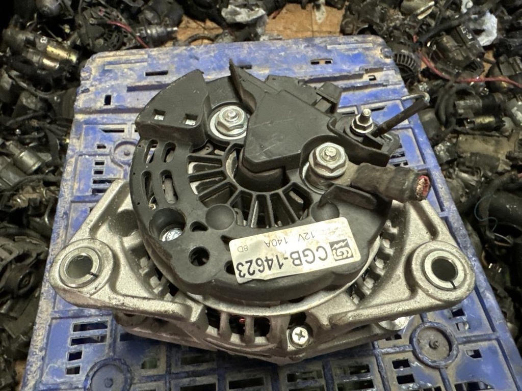 [02011301069828] Alternador - Opel Zafira A (Versión 2003) (2.0 16V DTI (101 cv)) (0000)