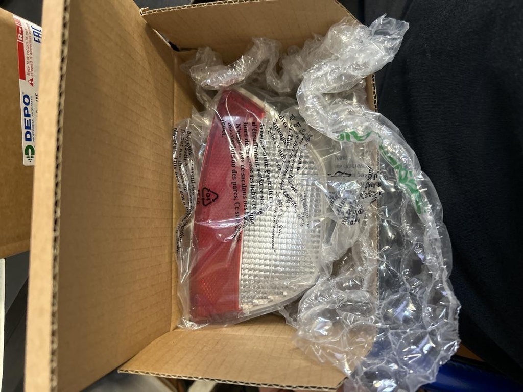 [142277357] Piloto trasero derecho - Ford Focus II Hatchback (1.4 Duratec 16V (80 cv)) (2005)