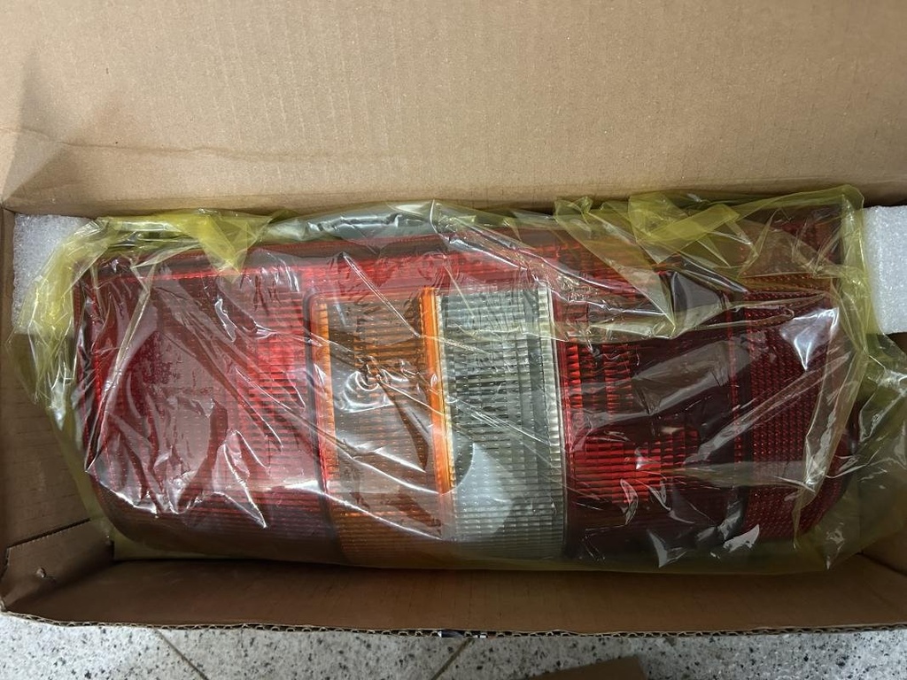 [167215700439] Piloto trasero izquierdo - Fiat Scudo (270_, 272_) (1.6 D Multijet (90 cv)) (2001)