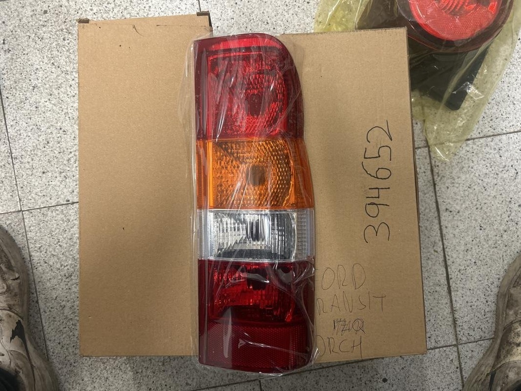 [179394652] Piloto trasero derecho - Ford Transit Caja/Chasis (E_ _) (2.0 (90 cv)) (1991)